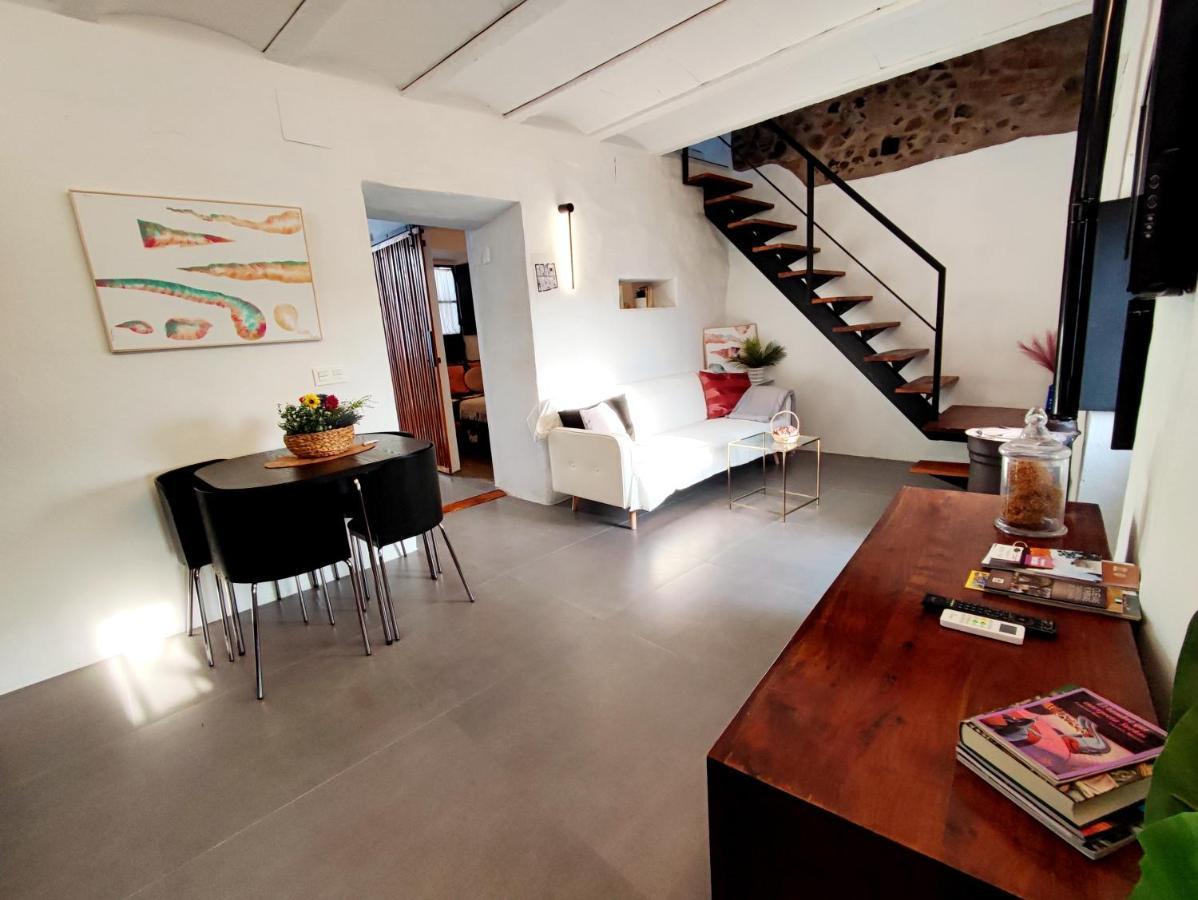 Вилла La Martela De Fuentes Casa De Diseno Rural Фуэнтес-де-Леон Экстерьер фото